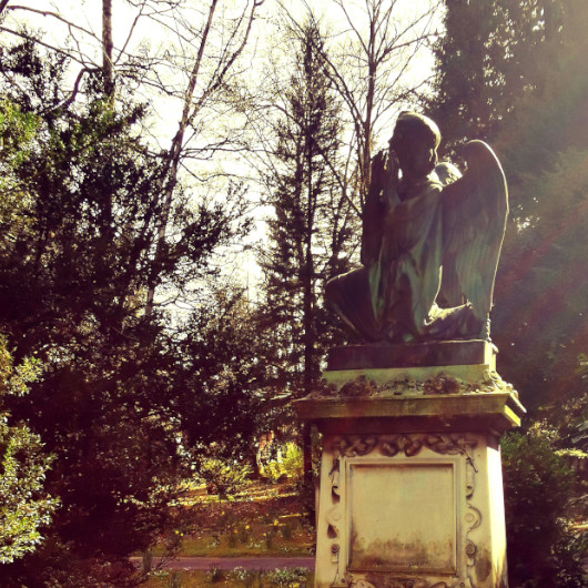 Blick auf eine Gruft auf dem alten Friedhof Ludwigsburg.
